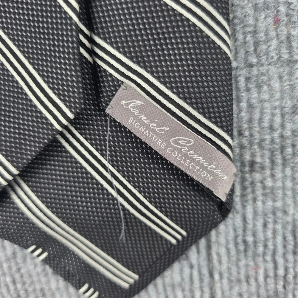 Daniel Cremieux Signature Collection Silk Tie Limited Edition Black White Stripe
